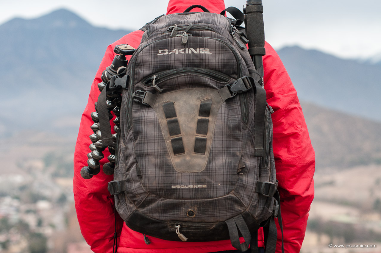 dakine sequence 33l photo backpack review