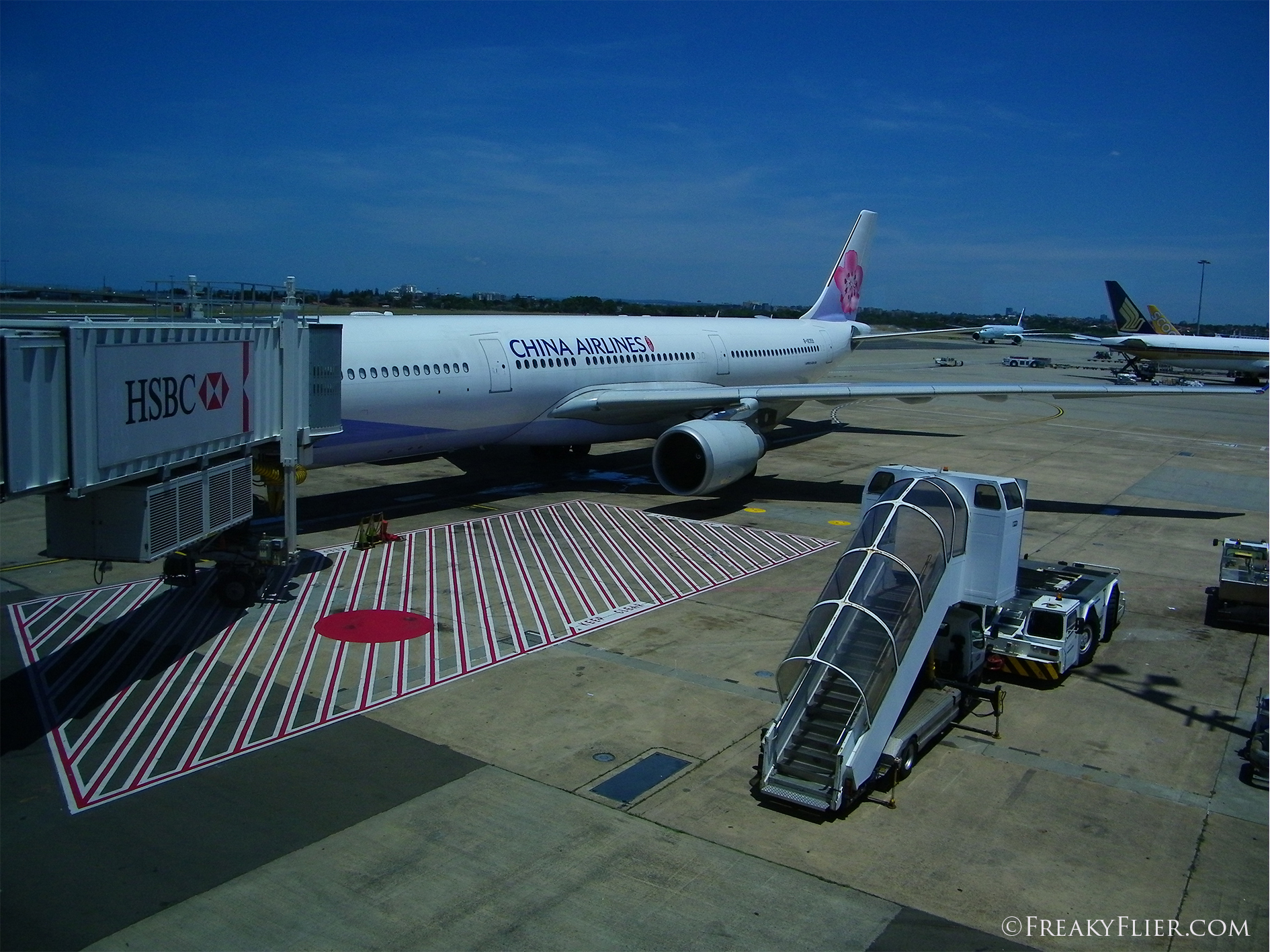 china airlines reviews brisbane to auckland